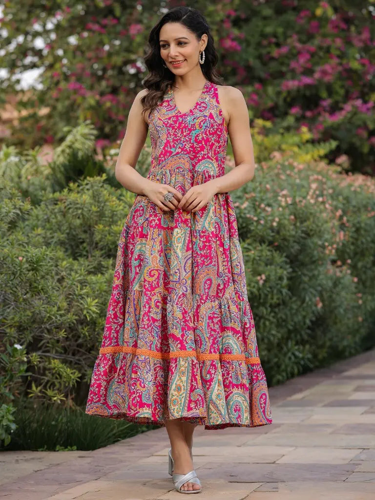 Women Paisly Printed Tiered Fit and Flare Ethnic Dress, Has A V-neck